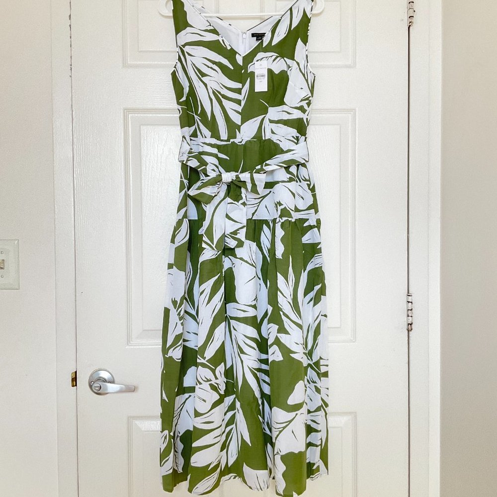 NEW Ann Taylor Palm Belted Flare Dress - Picture 4 of 8